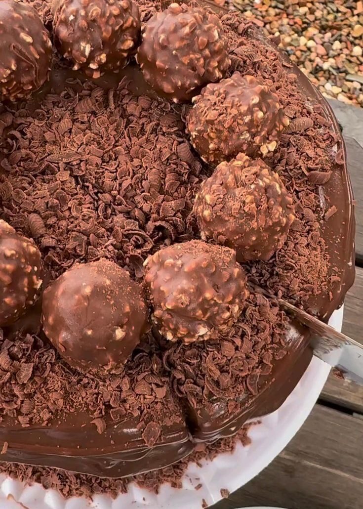 كيك فيريرو روشيه